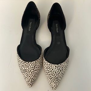 White House Blqck Market Animal Print women size 7.5 Slip on Flats
